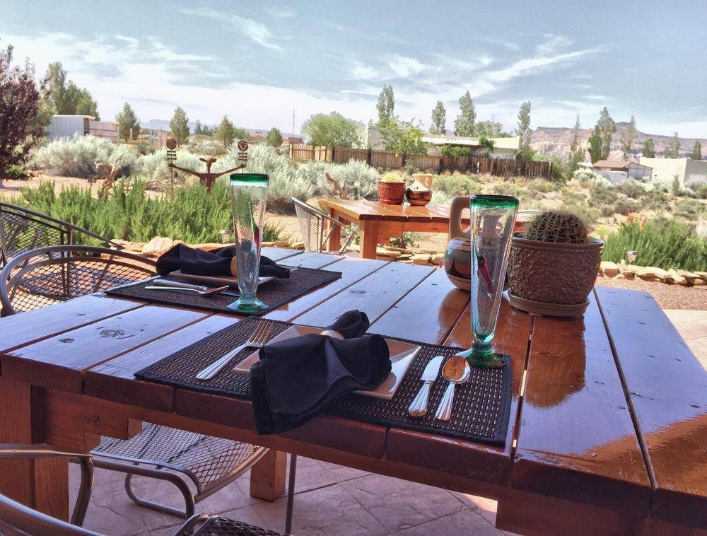 Dreamkatchers Lake Powell Bed & Breakfast Big Water Bagian luar foto