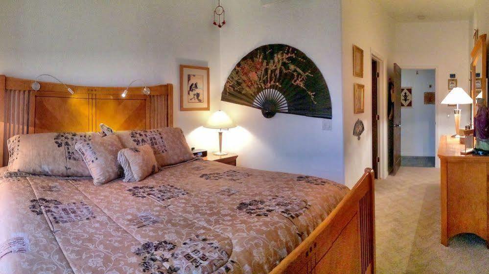 Dreamkatchers Lake Powell Bed & Breakfast Big Water Bagian luar foto
