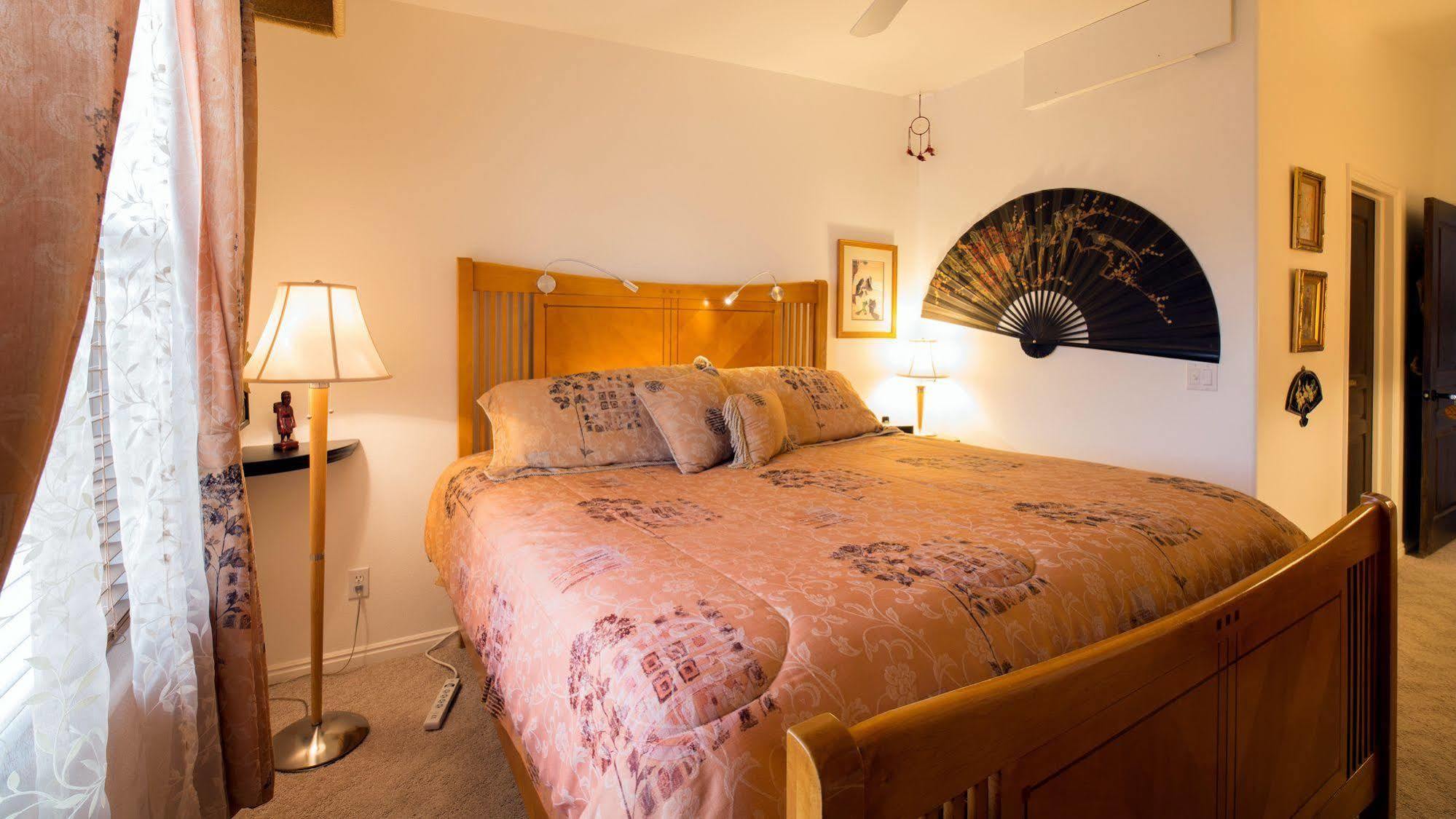 Dreamkatchers Lake Powell Bed & Breakfast Big Water Bagian luar foto