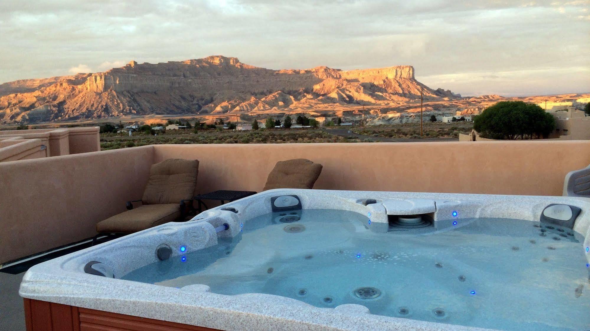 Dreamkatchers Lake Powell Bed & Breakfast Big Water Bagian luar foto