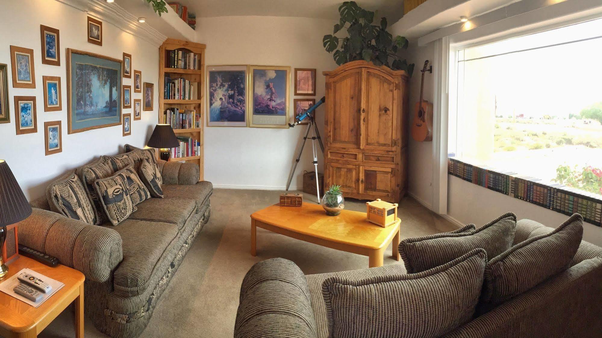 Dreamkatchers Lake Powell Bed & Breakfast Big Water Bagian luar foto