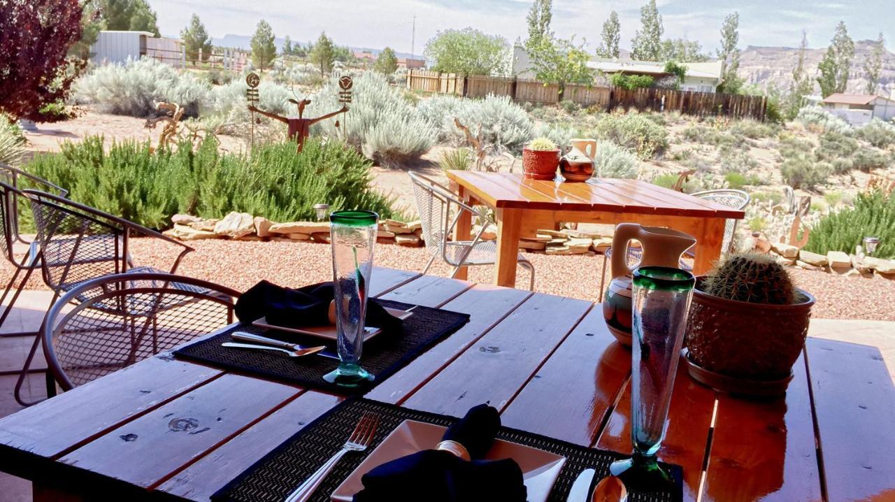 Dreamkatchers Lake Powell Bed & Breakfast Big Water Bagian luar foto