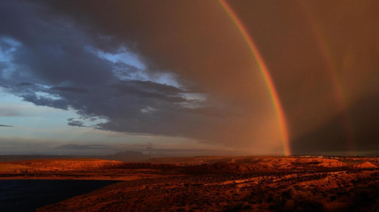 Dreamkatchers Lake Powell Bed & Breakfast Big Water Bagian luar foto