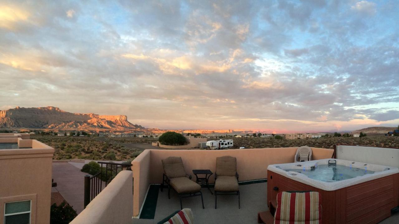 Dreamkatchers Lake Powell Bed & Breakfast Big Water Bagian luar foto